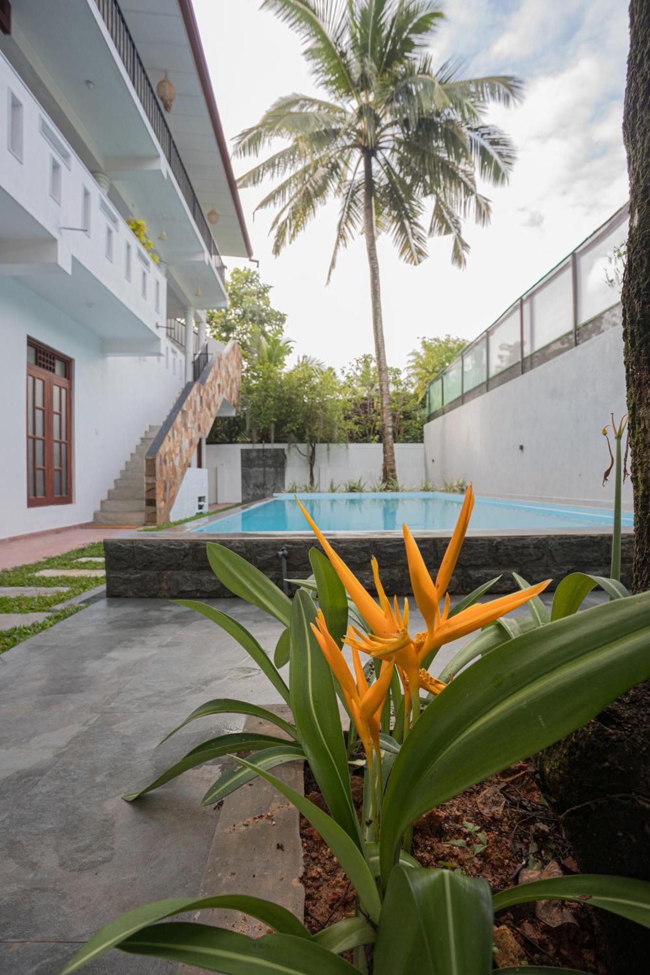 Villa Windfall Unawatuna Exterior photo